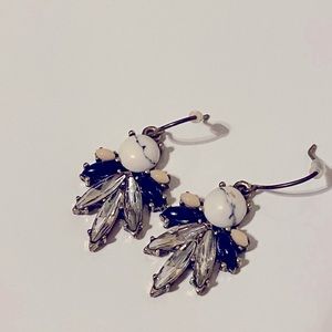 Chloe and Isabel eatings